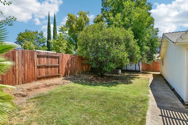 1502 Hazel Ct, Lincoln, CA 95648