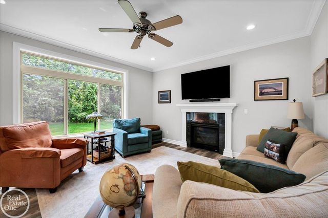 5134 Ivy Lane, China Twp, MI 48054