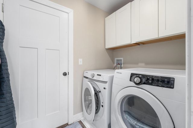 4508 S Flora St, Wichita, KS 67215