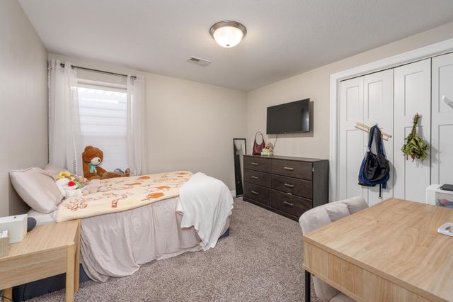 4508 S Flora St, Wichita, KS 67215