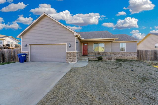 4508 S Flora St, Wichita, KS 67215