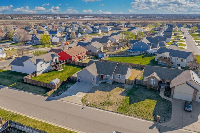 4508 S Flora St, Wichita, KS 67215