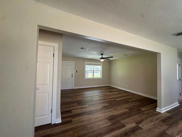 21304 N Mill Rd Road, Little Rock, AR 72206