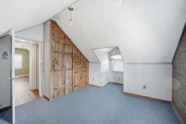 66 Thornton St, Springfield, MA 01104