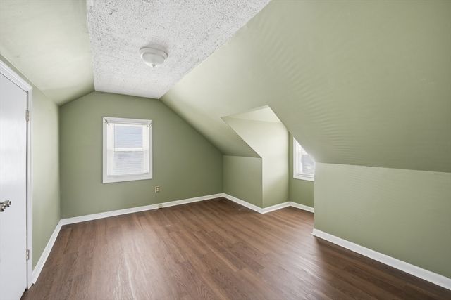 66 Thornton St, Springfield, MA 01104