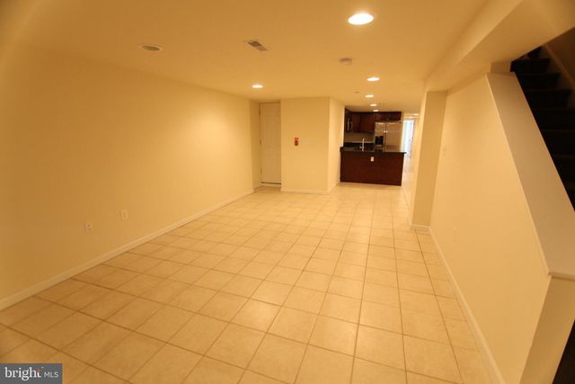 1627 W DIAMOND ST, Philadelphia, PA 19121