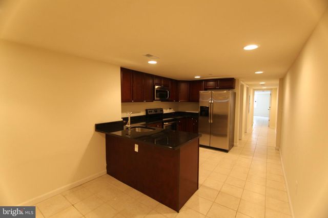 1627 W DIAMOND ST, Philadelphia, PA 19121