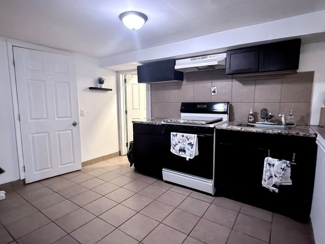 2849 N Kostner Avenue, Chicago, IL 60641