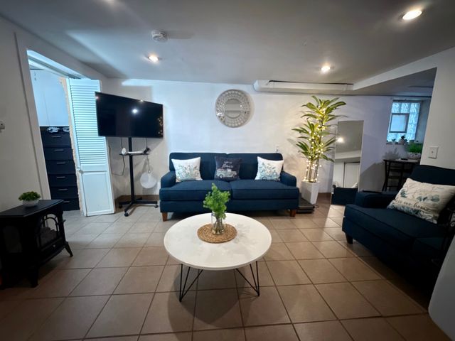 2849 N Kostner Avenue, Chicago, IL 60641