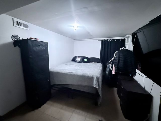 2849 N Kostner Avenue, Chicago, IL 60641