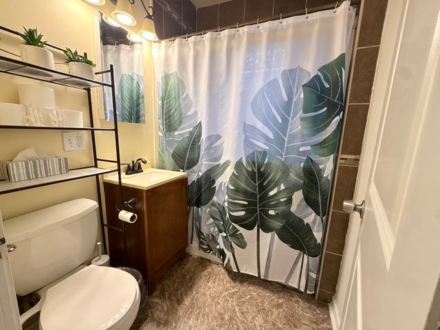 2849 N Kostner Avenue, Chicago, IL 60641