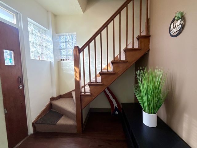 2849 N Kostner Avenue, Chicago, IL 60641