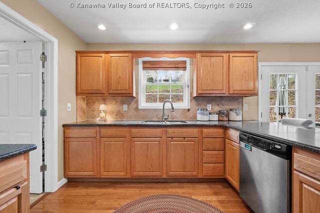 601 Valley Drive, Elkview, WV 25071