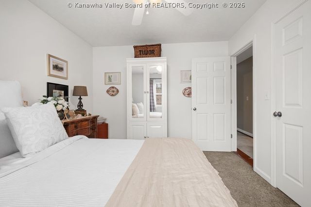 601 Valley Drive, Elkview, WV 25071