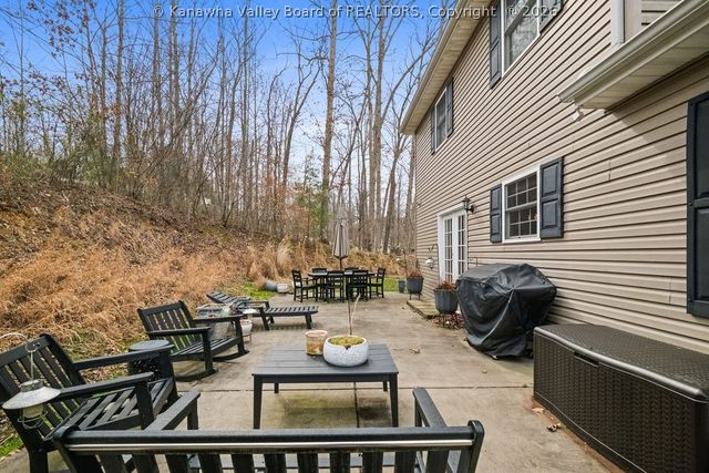 601 Valley Drive, Elkview, WV 25071