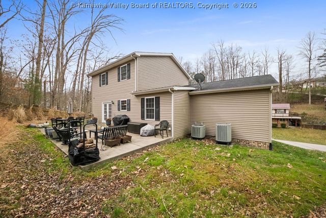 601 Valley Drive, Elkview, WV 25071
