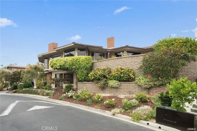 814 Emerald Bay, Laguna Beach, CA 92651