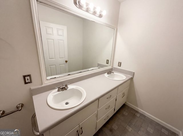 241 Four Points Road, Jackson, GA 30233