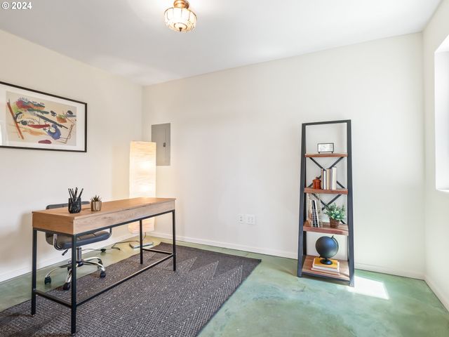 2021 Se CLINTON St, Portland, OR 97202