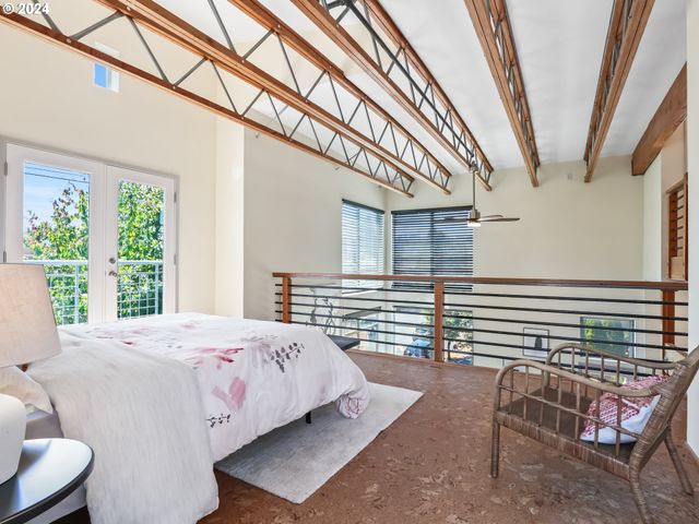 2021 Se CLINTON St, Portland, OR 97202