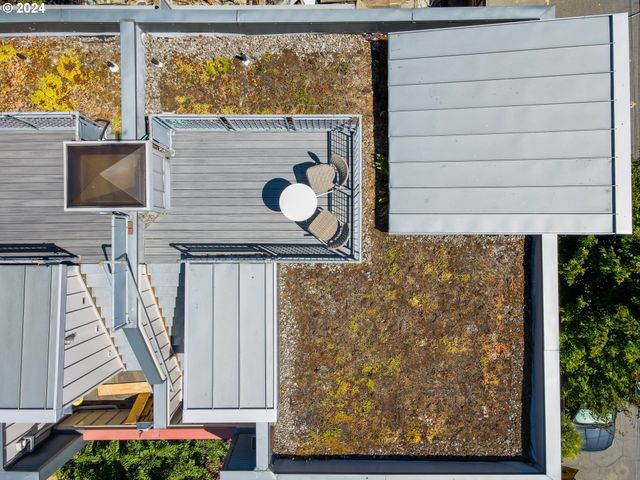 2021 Se CLINTON St, Portland, OR 97202