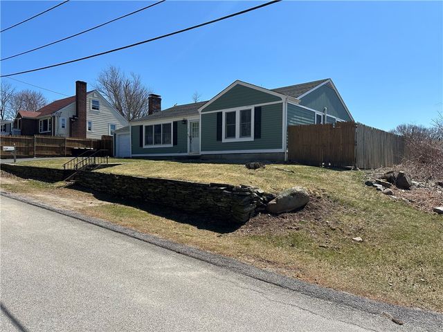 32 Harrington Drive, Johnston, RI 02919