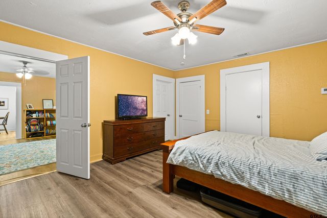 122 Olive St, Mt Vernon, TX 75457