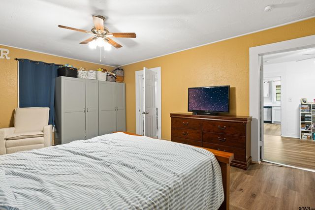 122 Olive St, Mt Vernon, TX 75457