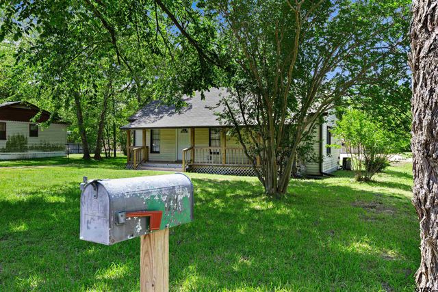 122 Olive St, Mt Vernon, TX 75457