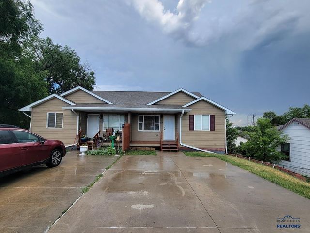714 JOY AVE, Rapid City, SD 57701