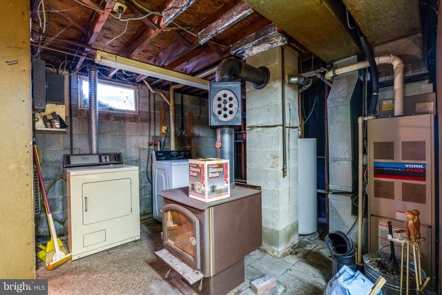 379 DALE AVE, Mountville, PA 17554