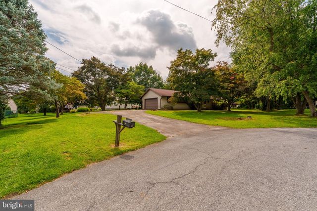 379 DALE AVE, Mountville, PA 17554