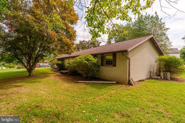 379 DALE AVE, Mountville, PA 17554