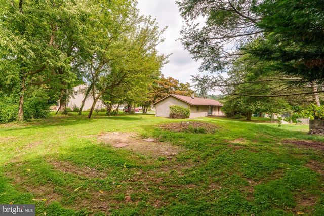 379 DALE AVE, Mountville, PA 17554