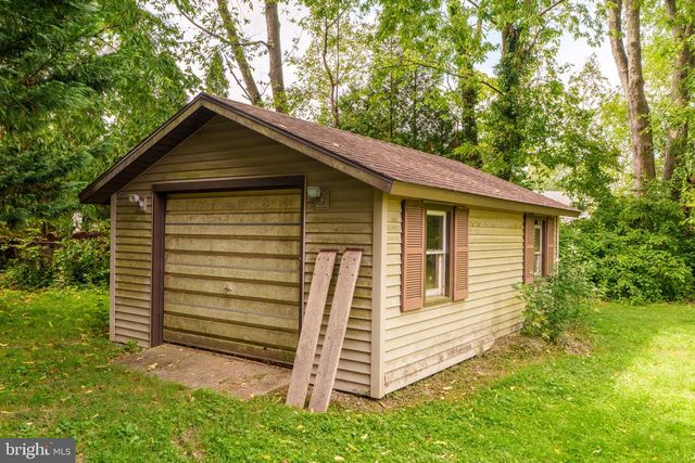 379 DALE AVE, Mountville, PA 17554