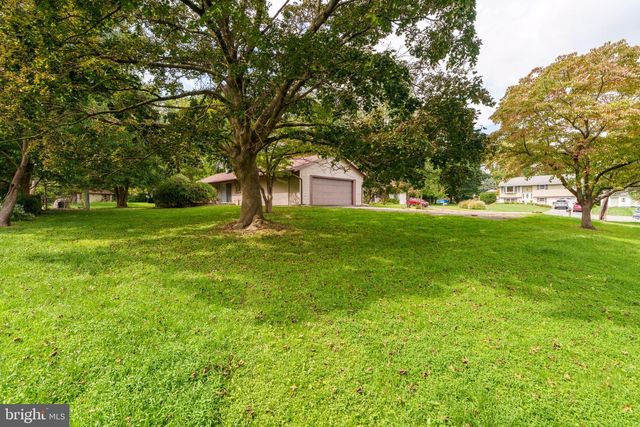379 DALE AVE, Mountville, PA 17554