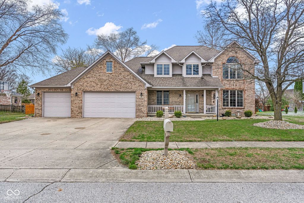 45 Trotters Run, Brownsburg, IN 46112