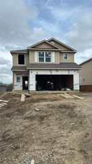 411 Rock Creek Drive, Tonganoxie, KS 66086
