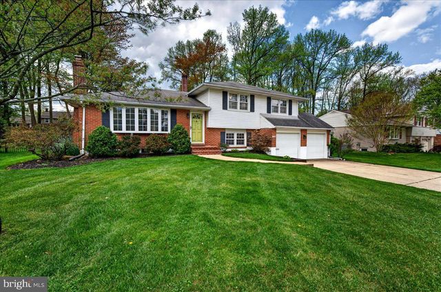 2410 LARCHWOOD RD, Wilmington, DE 19810