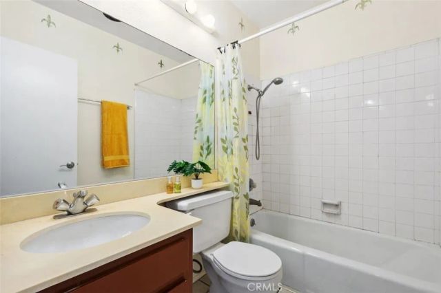 4916 McConnell Avenue, Los Angeles, CA 90066