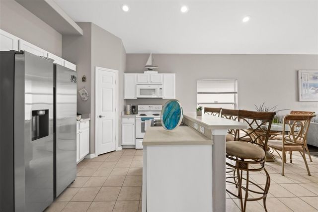 826 ANDALUSIA LOOP, Davenport, FL 33837