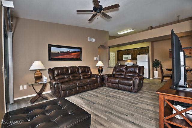 10136 E SOUTHERN Avenue 3074, Mesa, AZ 85209