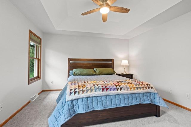 1890 WHITE WOLF LANE, Kaukauna, WI 54130