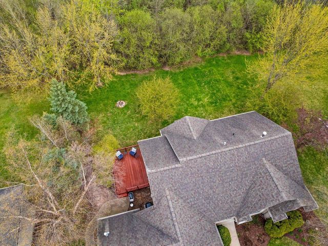 1890 WHITE WOLF LANE, Kaukauna, WI 54130