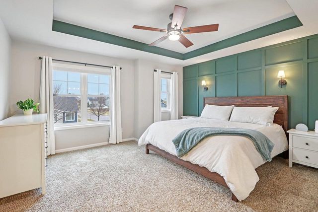 117 Crooked Tree Circle, Deforest, WI 53532