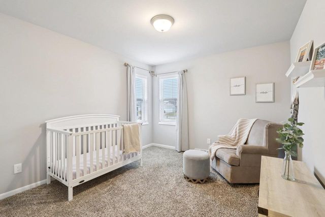 117 Crooked Tree Circle, Deforest, WI 53532