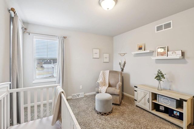 117 Crooked Tree Circle, Deforest, WI 53532