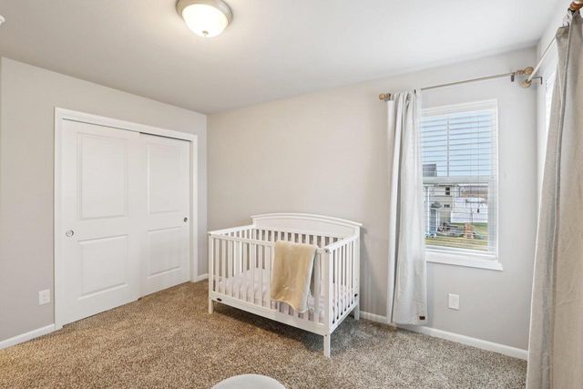 117 Crooked Tree Circle, Deforest, WI 53532