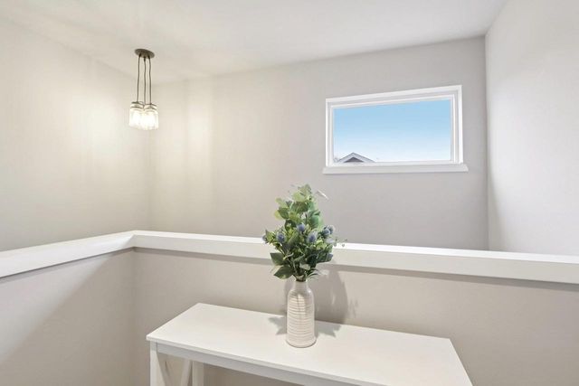 117 Crooked Tree Circle, Deforest, WI 53532