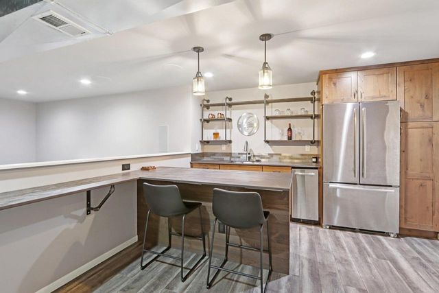 117 Crooked Tree Circle, Deforest, WI 53532